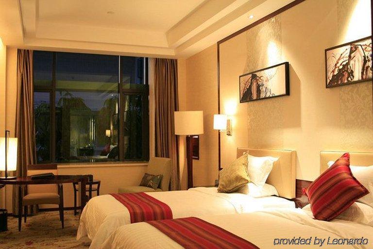 Southern Club Hotel Гуанчжоу Экстерьер фото